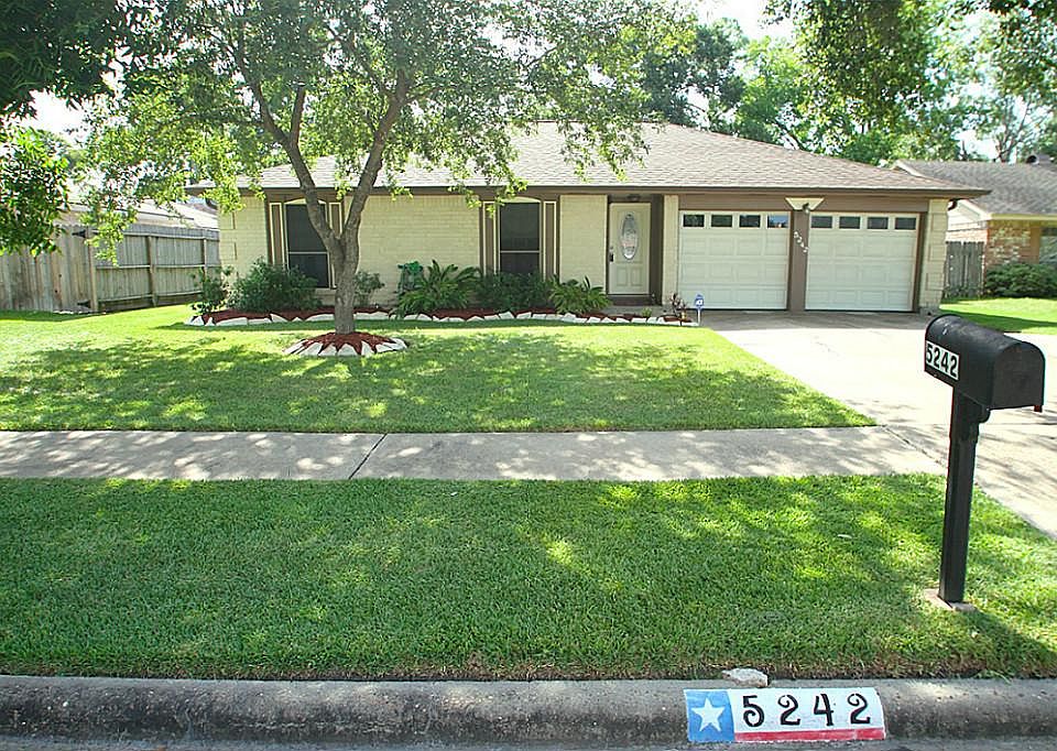 1st image of 5242 Appleblossom Ln