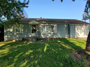 3837 N Wayne Ave, Kansas City, MO 64116