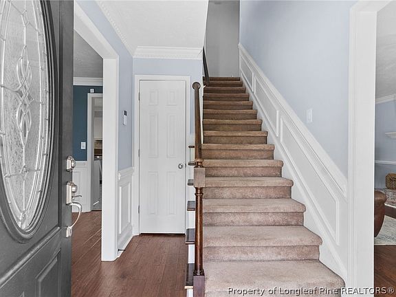 3rd image of 386 Saddle Ridge Rd