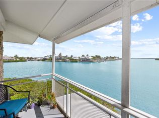 330 Kon Tiki Dr APT A2, Naples, FL 34113