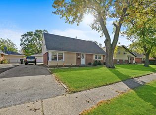 3919 168th St, Country Club Hills, IL 60478