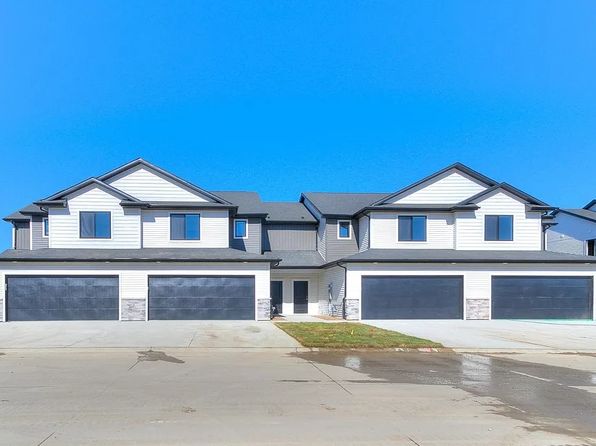 6900 Bluebell Ct
