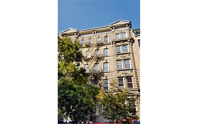 Sold by Douglas Elliman | media 6