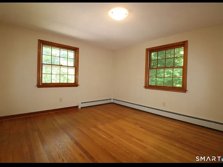 67 Mulberry Rd — Photo 10
