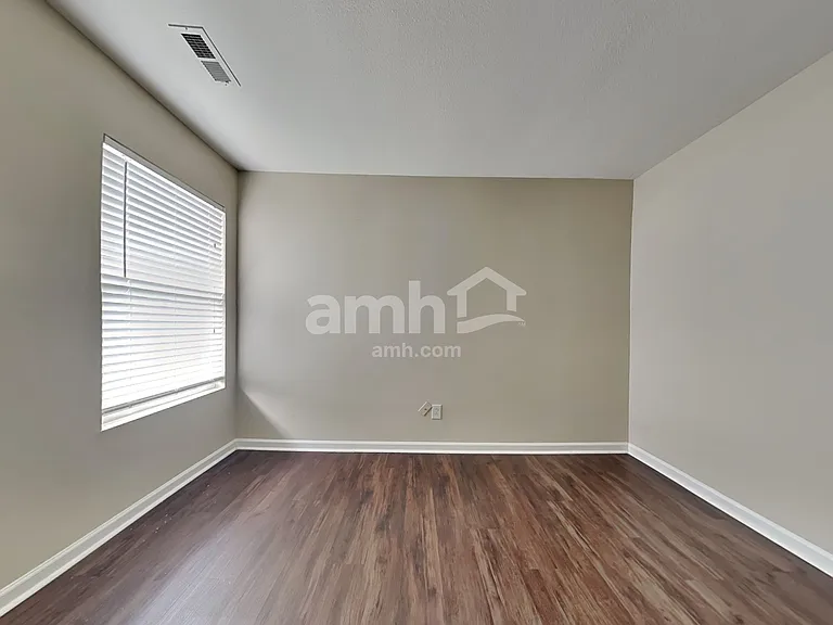 2021 Moss Creek Dr — Photo 11