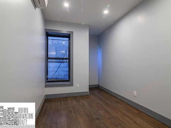 4th image of 589 Washington Ave #1