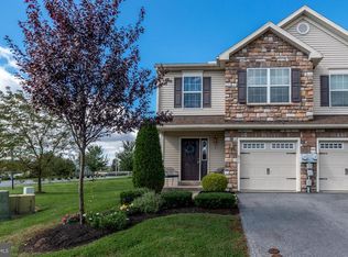 800 Caramist Cir, Sinking Spring, PA 19608