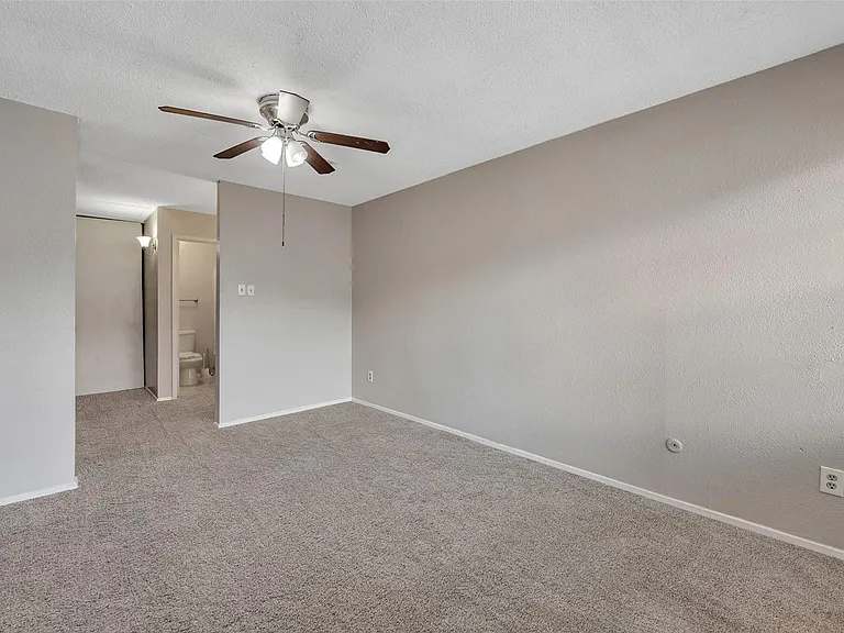 6345 Cattails Ln — Photo 24