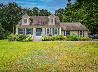 70 Old Turnpike Rd, Nottingham, NH 03290