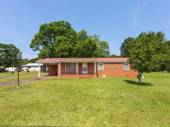 200 Goodwin Ln, Talladega, AL 35160