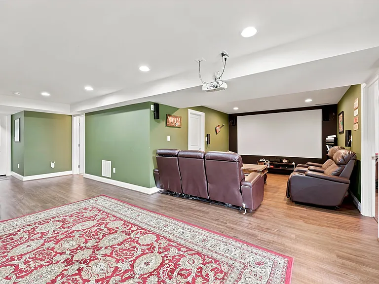 514 Quarry Point Rd — Photo 24