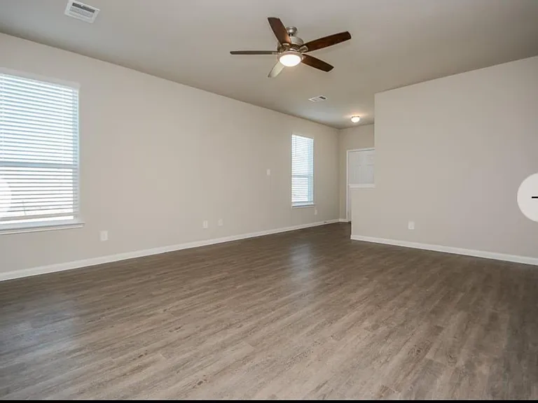 4335 Rosemary Ln — Photo 16