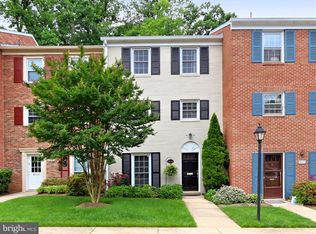 6614 Burlington Pl, Springfield, VA 22152