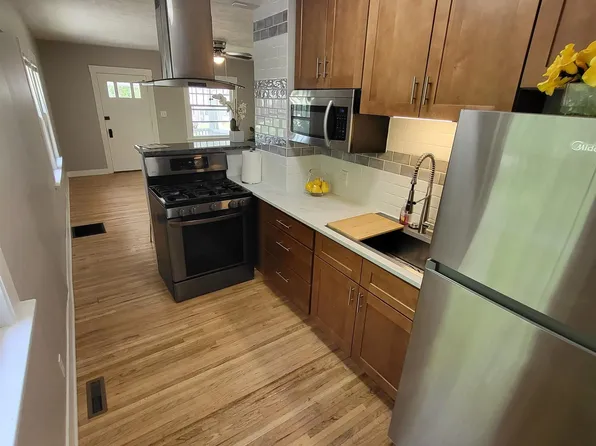 1025 Harrison Ave, Lincoln, NE 68502