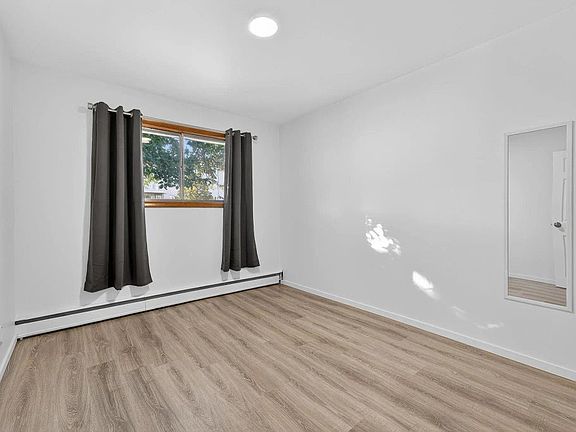4th image of 12410 134th Ave NW