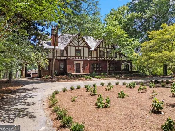 843 Springdale Rd, Atlanta, GA 30306