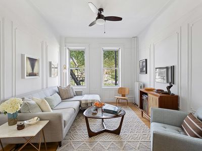 4113 7th Ave APT 8, Brooklyn, NY, 11232
