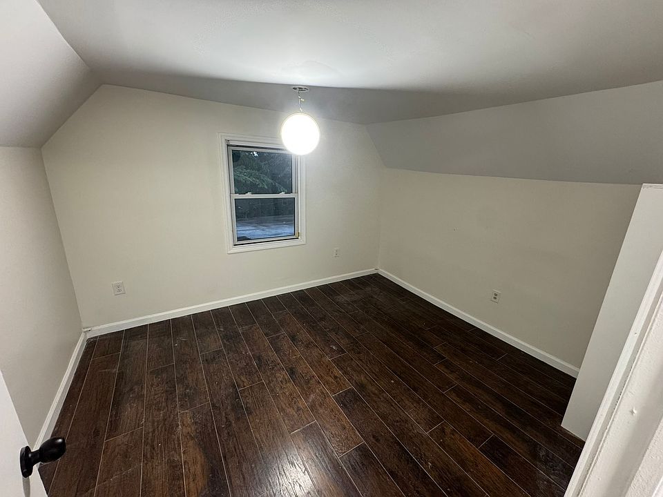 2nd image of 18 Princeton St #3B