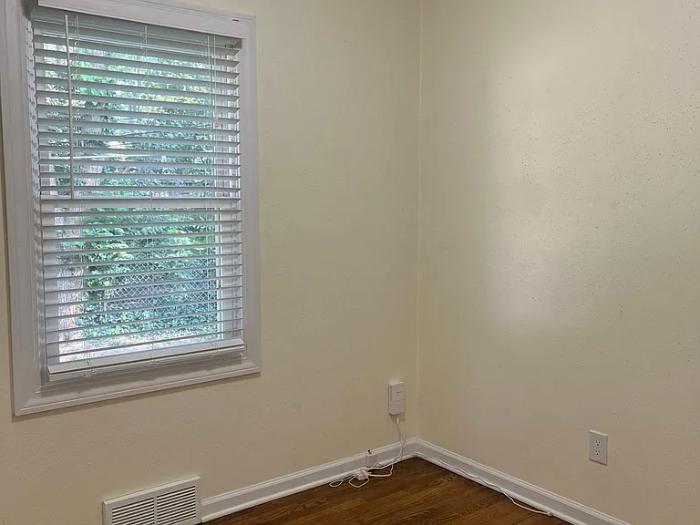 8015 Outlook Dr — Photo 22