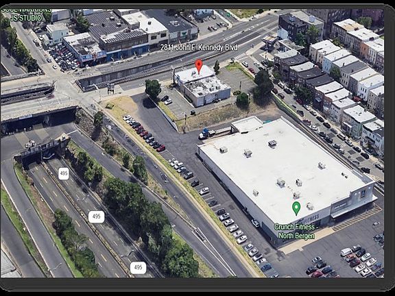 2nd image of 2811 Kennedy Blvd