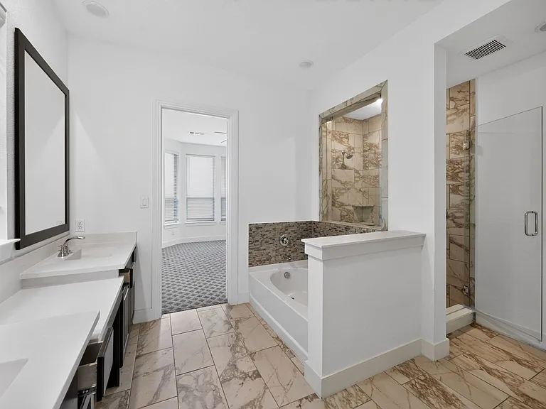 1104 Saratoga Rd — Photo 21