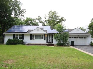16 Pine Rd, Howell, NJ 07731