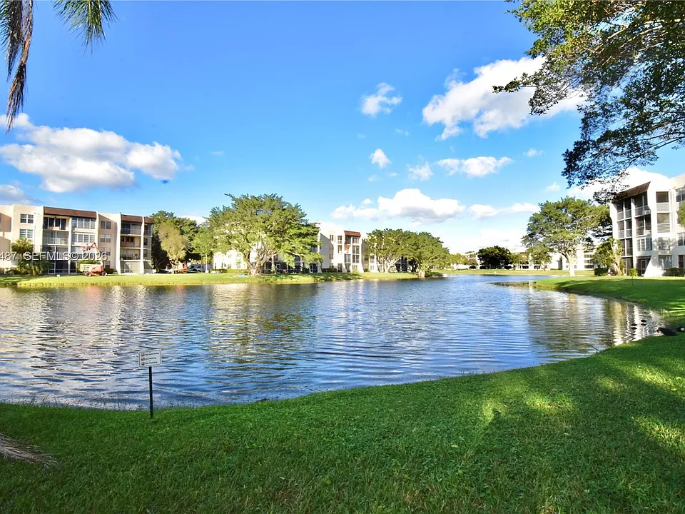 9311 Orange Grove Dr #411