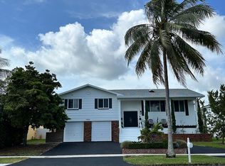 7920 SW 198th St, Cutler Bay, FL 33189
