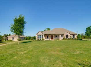 573 Bear Rd, Van Alstyne, TX 75495