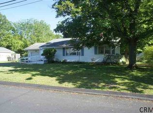 9 Bascom Dr, Fort Edward, NY 12828