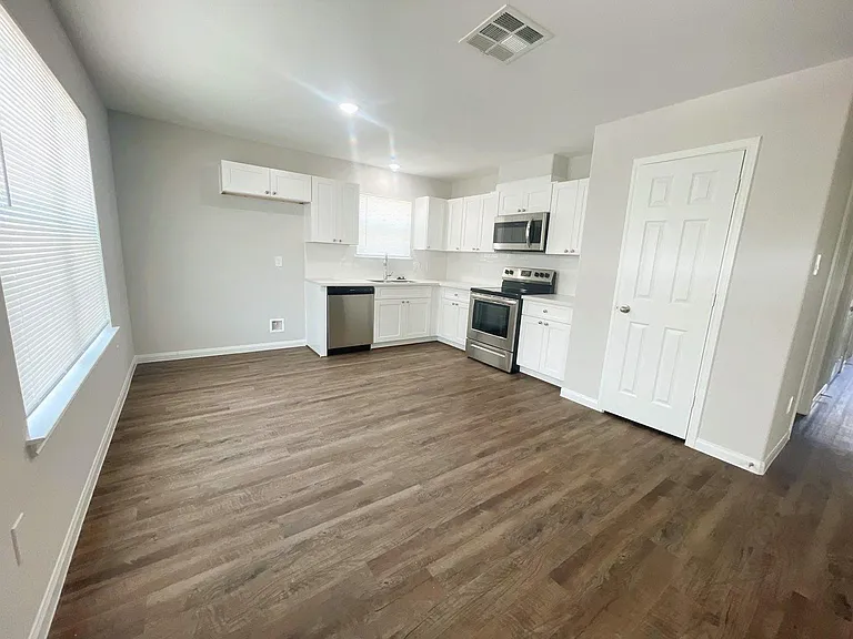 350 Road 5105 — Photo 5