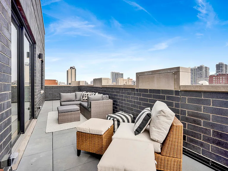 5630 N Broadway St #2E — Photo 13