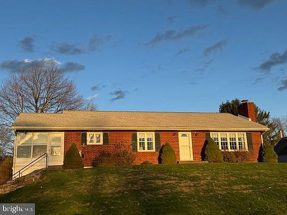 3rd image of 115 Greenwood Ave
