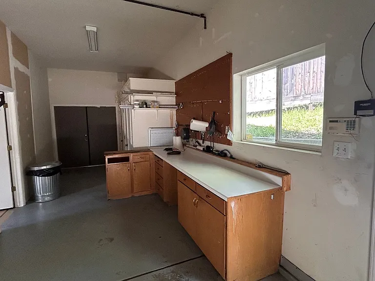 22148 Crystal Falls Dr W — Photo 11
