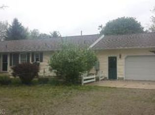 3520 Bunn Rd, Jonesville, MI 49250