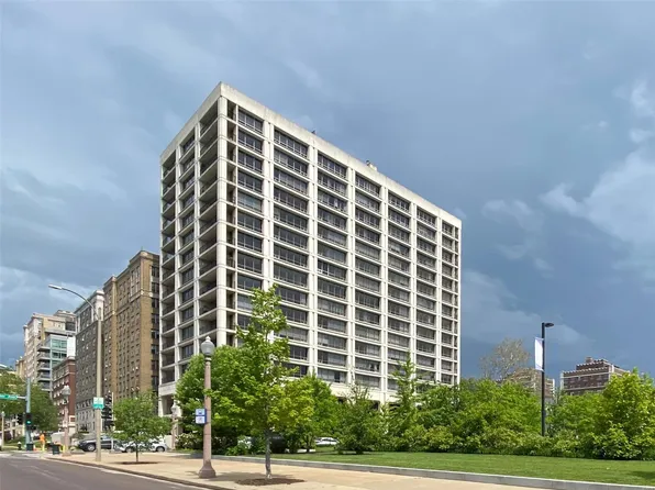 4501 Lindell Blvd APT 8J, Saint Louis, MO 63108