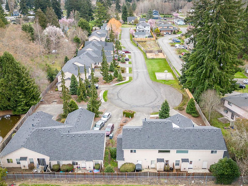 1st image of 1905 74th St E