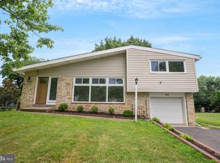 1618 Thayer Dr, Blue Bell, PA 19422