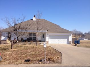 2001 Twin Hills Dr, Joplin, MO 64804
