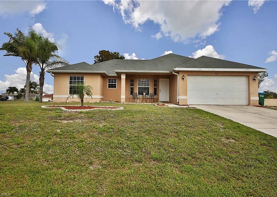 1st image of 405 NW 1st Pl