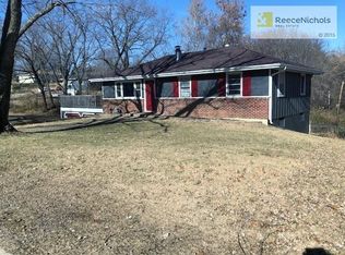 7028 Edith Ave, Kansas City, KS 66109