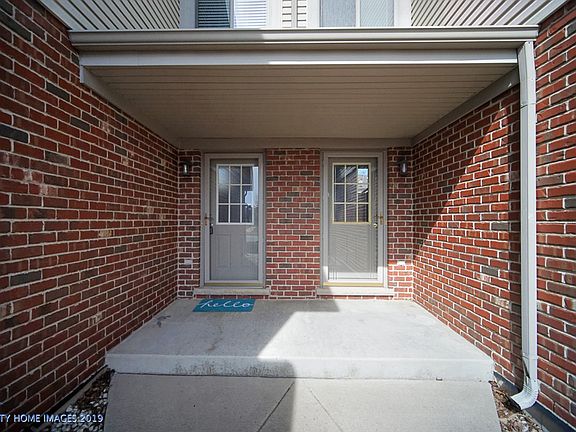 3rd image of 8304 Auburn Ln