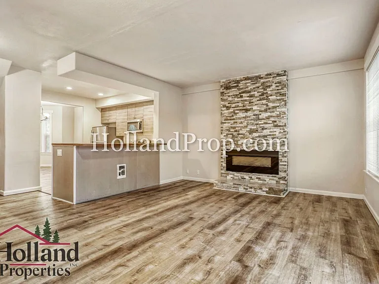 248 NW Prescott Pl — Photo 7