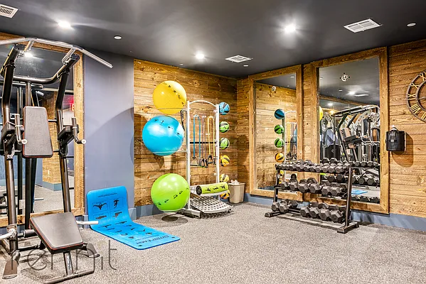 Rented by Rennit Inc. | media 52