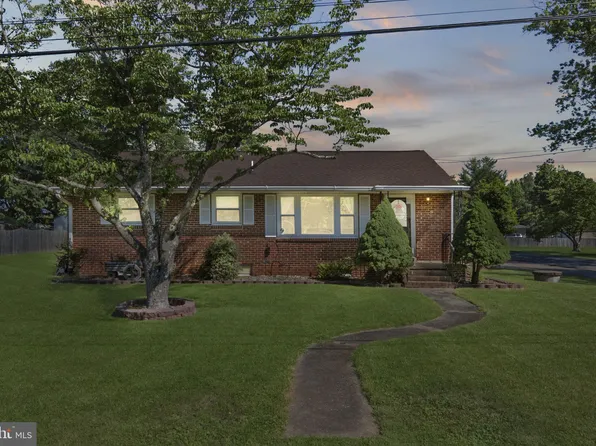 9 Little St, Fredericksburg, VA 22405