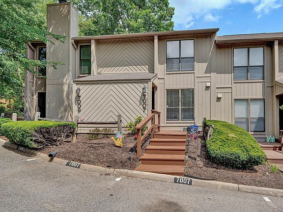 2nd image of 7007 Pine Ct