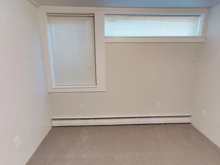 409 S 11th Ave #B — Photo 6