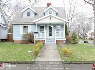 842 Montford Rd, Cleveland Heights, OH 44121