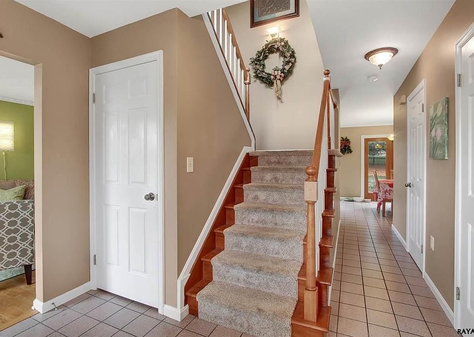 3685 Pleasant Valley Rd, York, PA 17406 Zillow