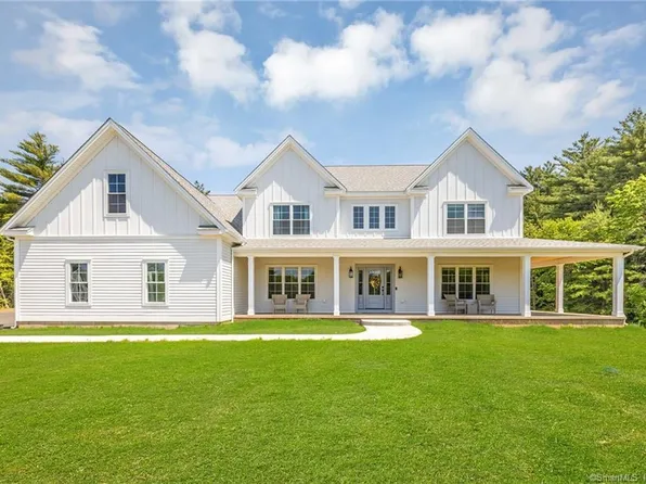 9 Kirkstone, East Granby, CT 06026